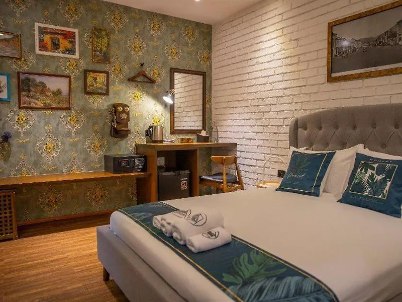 Carnarvon Suites By Reunion George Town 3*,