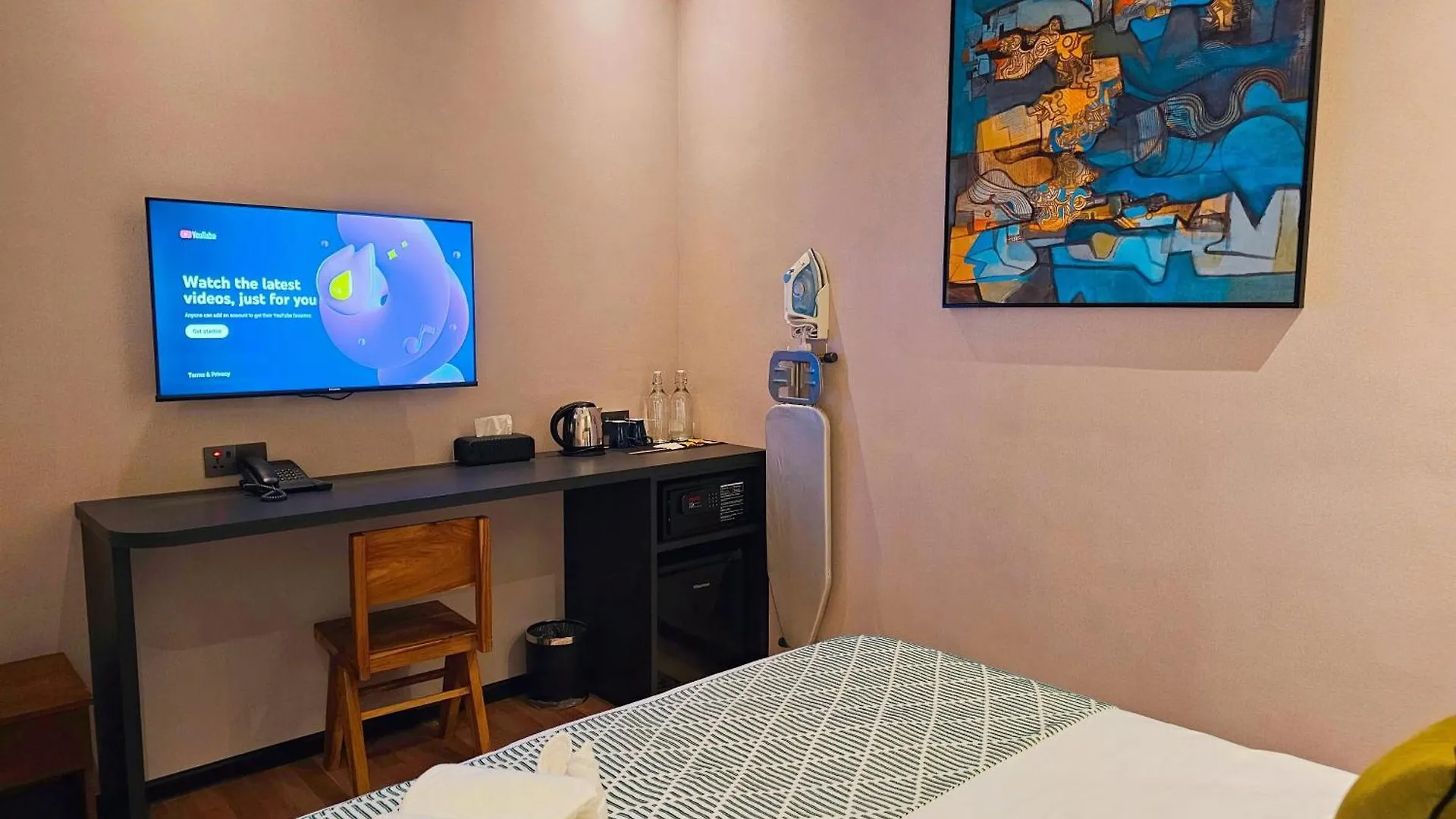 Carnarvon Suites By Reunion George Town